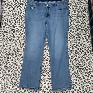 Lee Women's Flex Motion Straight Leg Blue Jeans